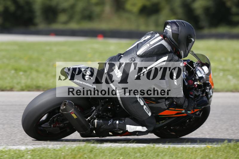 /53 16.09.2025 Track Day Domi Aegerter ADR/Gruppe rot/4